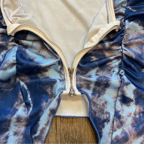 Women's Navy Blue Crop-top Front Zipper Size S - Picture 7 of 10